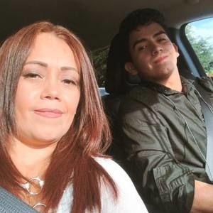 Meet your Posher, Idalia